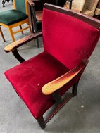 Secondhand Padded Red Velvet Wooden Dining Chair For Sale Restaurant Bar Pub Bistro Cafe