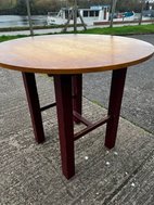 High pub table (Poseur height)
