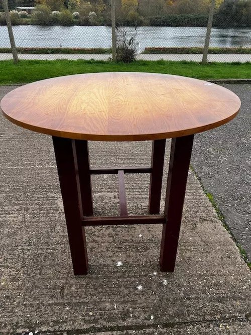 Poseur height round table Poseur height round table