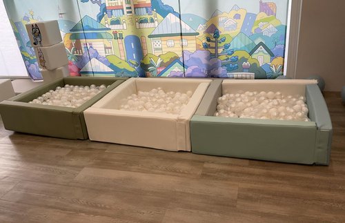 Secondhand Soft Play Backdrops Balloons Props Many Items For Sale Secondhand Soft Play Backdrops Balloons Props Many Items For Sale