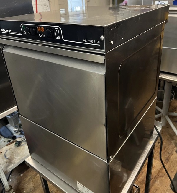 Secondhand Nelson SC40A DP Under Counter Glasswasher For Sale