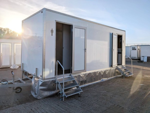 3 + 1 Toilet trailer for sale
