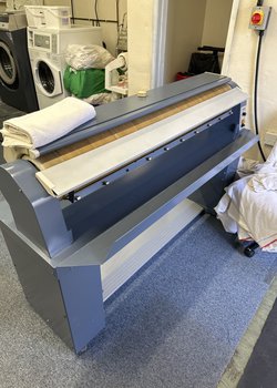 Secondhand Roller Iron Miele For Sale