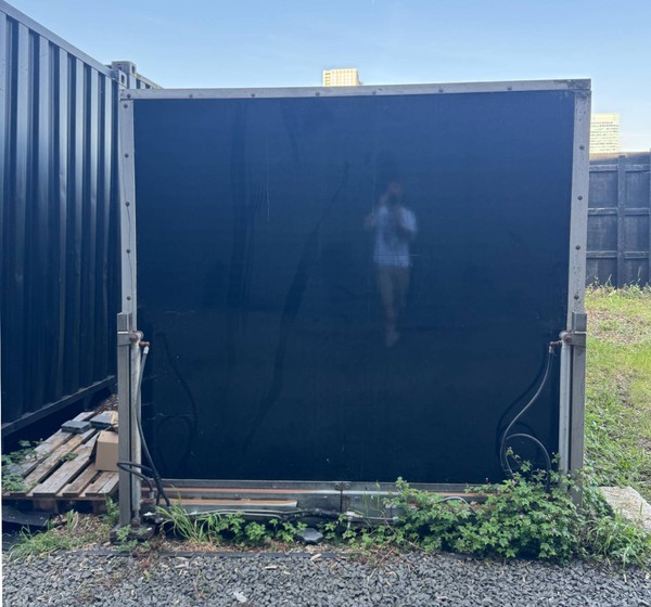 12 bay toilet cabin