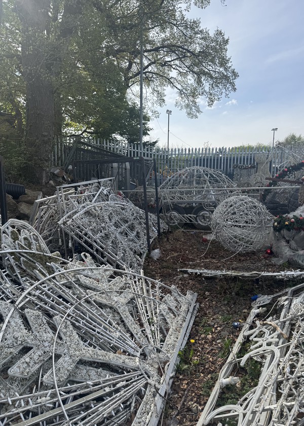 Secondhand Large Job Lot of Lights For Sale