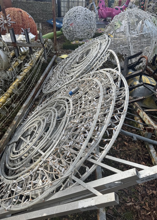 Secondhand Large Job Lot of Lights For Sale