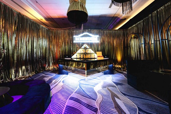 Hotel bar counter