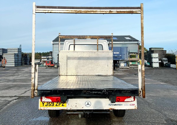 Crew cab pick pu with pole rack