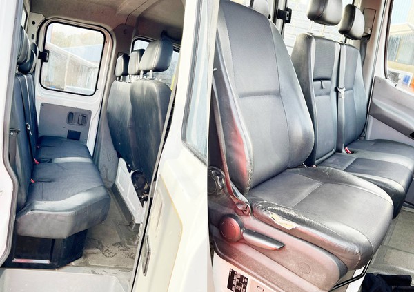 Rear seats crew cab pick up