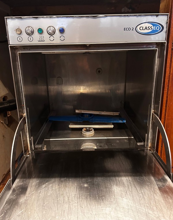 Classeq Eco 2 Glasswasher