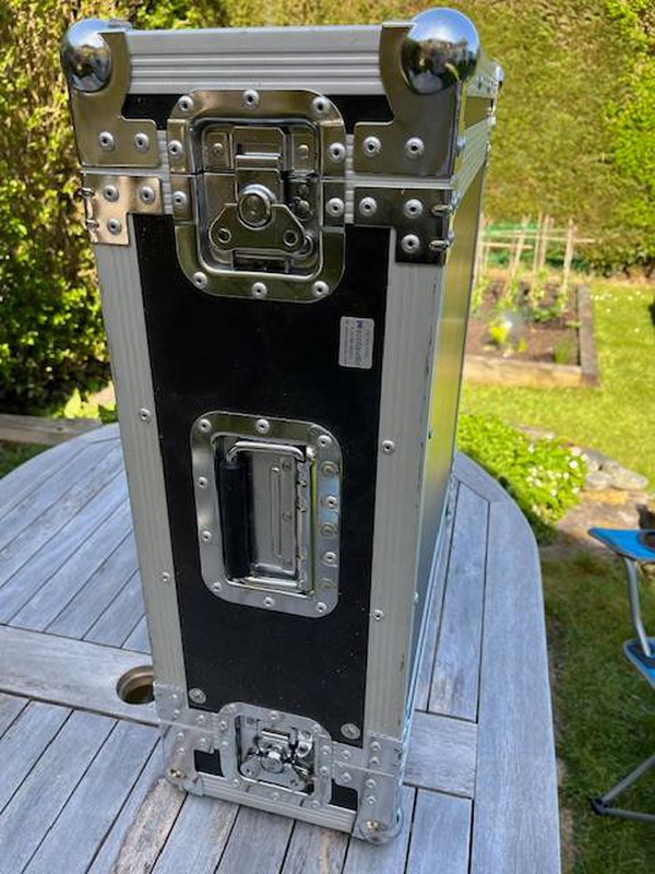 Mackie DL32R Wireless Mixer for sale