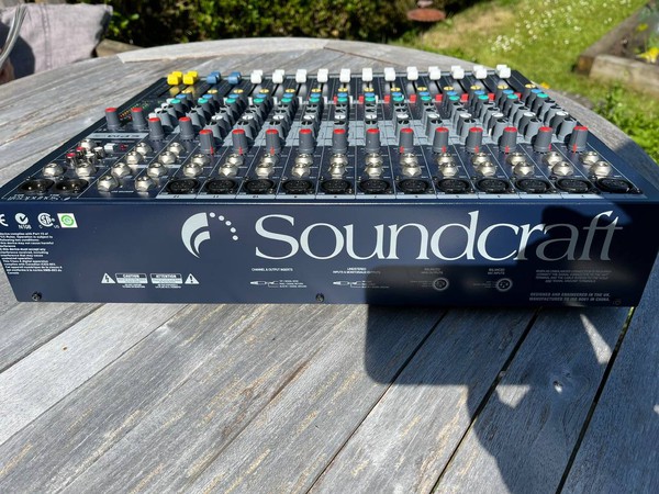 Soundcraft EPM12 for sale