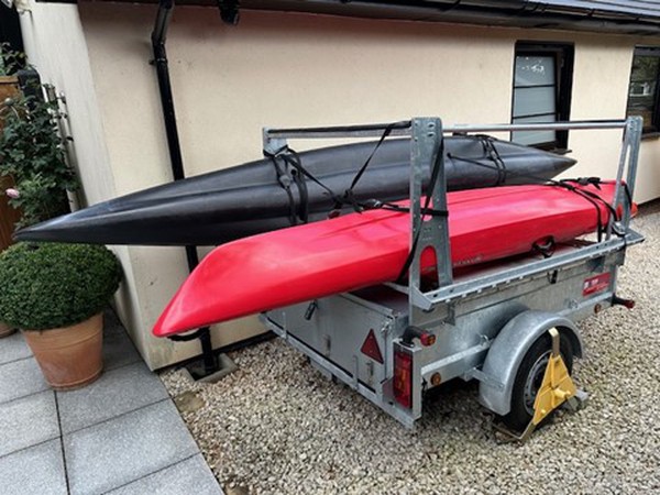 Motiv Combi Trailer with Kayaks