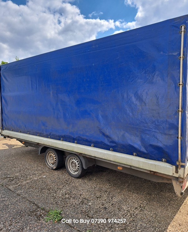 Humbaur Curtain Side Trailer For Sale