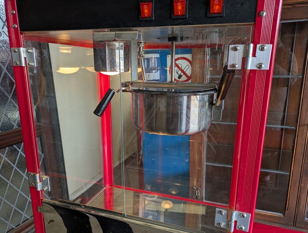 Secondhand Popcorn Machine