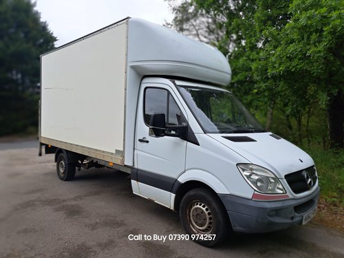 Sprinter Luton + Tacho + CCTV Sprinter Luton + Tacho + CCTV