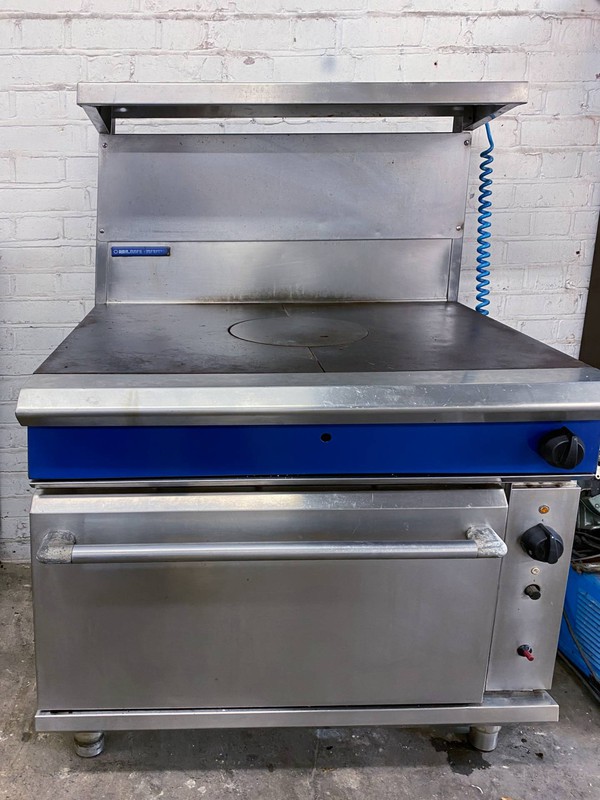 Blue Seal G570 Solid Top Gas Range