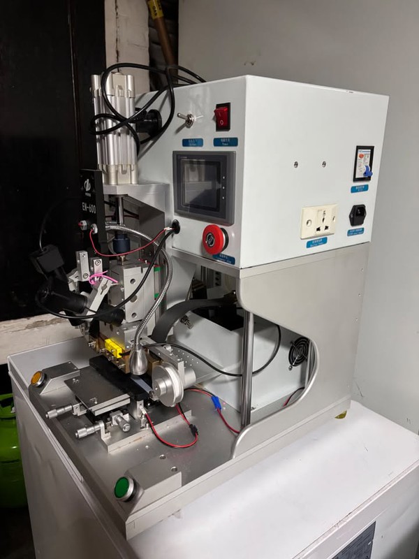Secondhand ZJWY EN-600 LCD Flex Cable Repair Machine Flex Cable Bonding Machine Barely Used For Sale