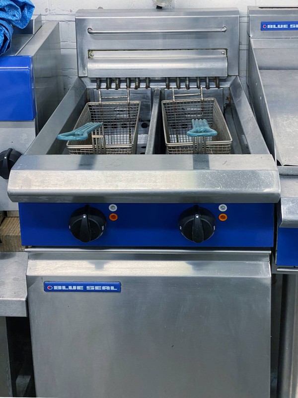 Blue Seal E44M Electric Fryer