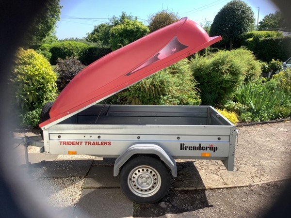 Second hand 750kg trailer for sale