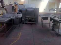 Winterhalter Conveyor Dishwasher