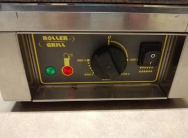 Commercial Waffle Maker