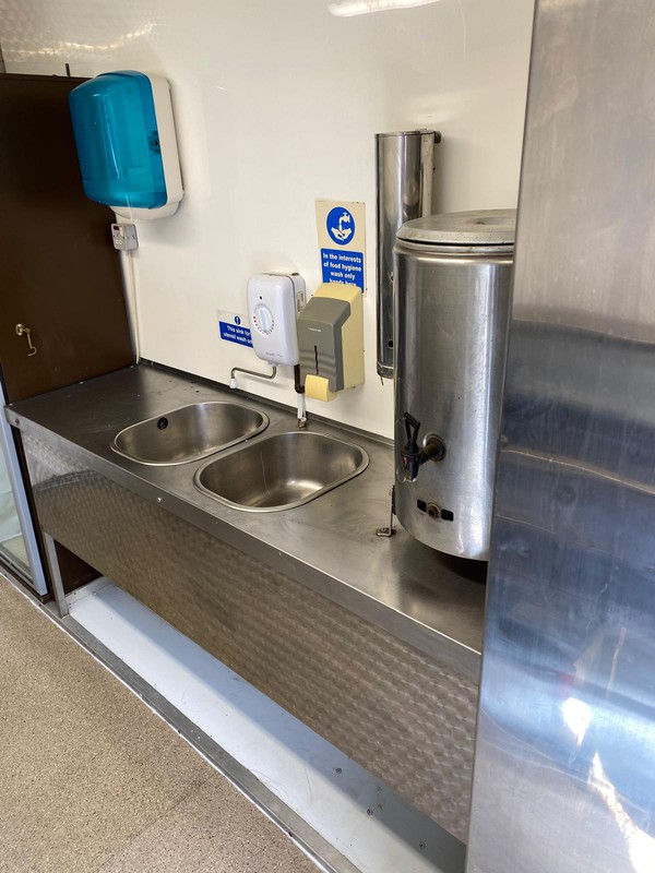 Water boiler and double sink