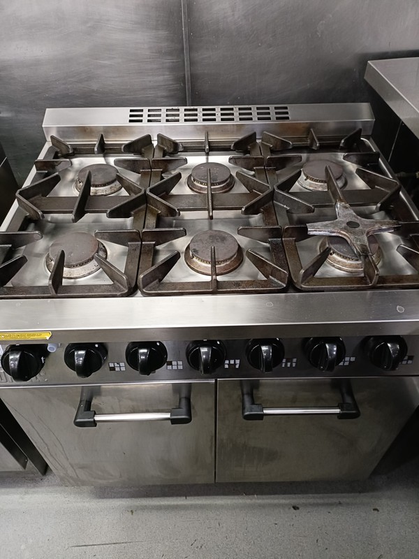Secondhand Buffalo 6 Burner Gas Oven Range For Sale