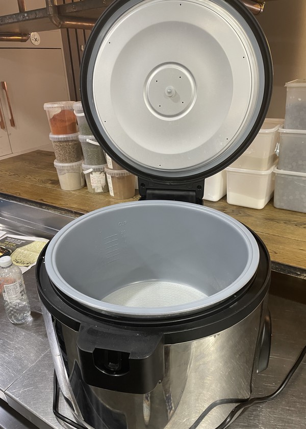 Secondhand Buffalo Premium 9ltr Rice Cooker For Sale