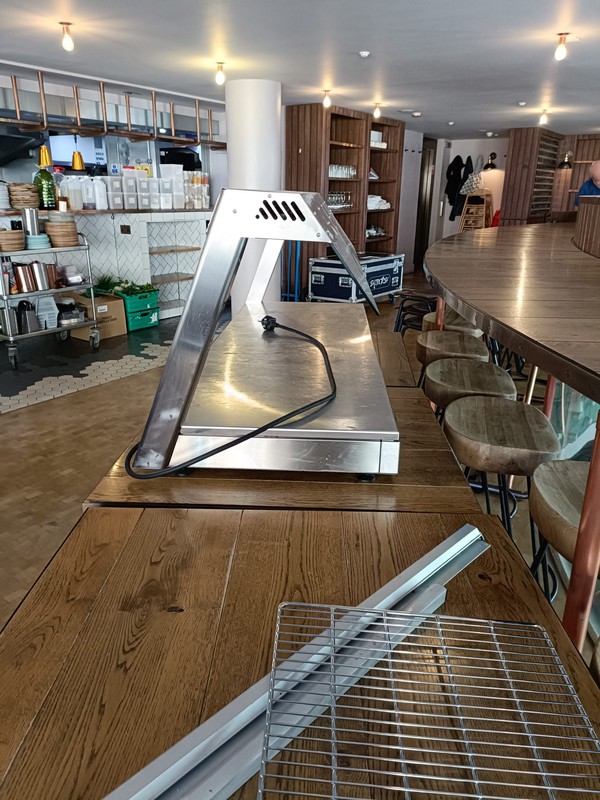 Secondhand Lincat Hot Lamp Pass For Sale