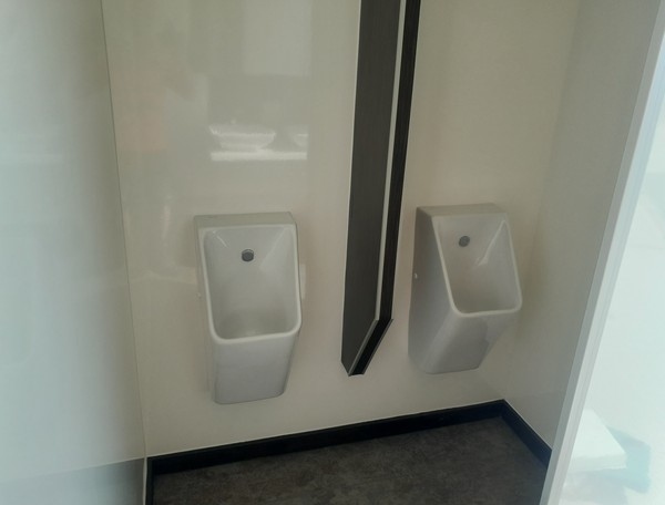 Luxury 3 + 1 Toilet Trailer