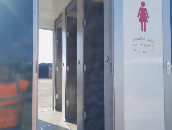 Luxury Toilet Trailer