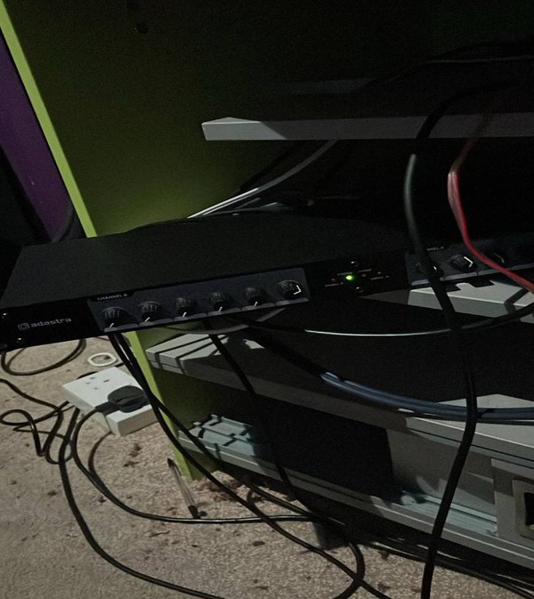 Adastra LS26 stereo/mono line splitter