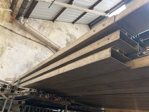 Aluminium bears marquee subfloor