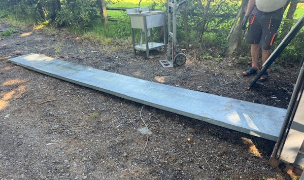5.3m Bar Top For Sale