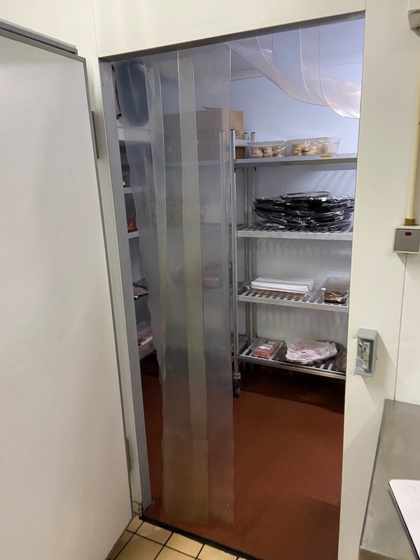 Selling Walk In Fridge