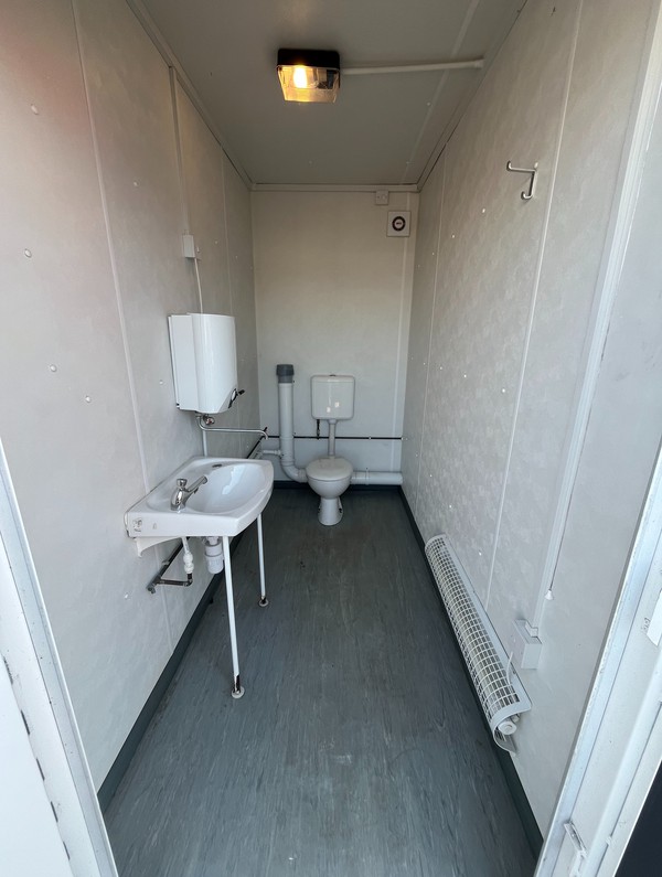 Secondhand Modular Toilet Block