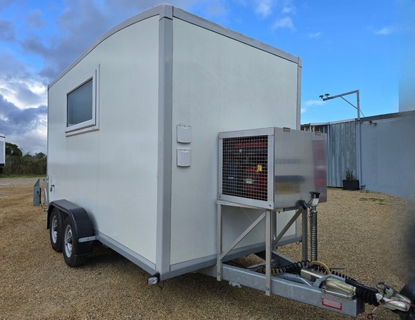 6m Dental Trailer