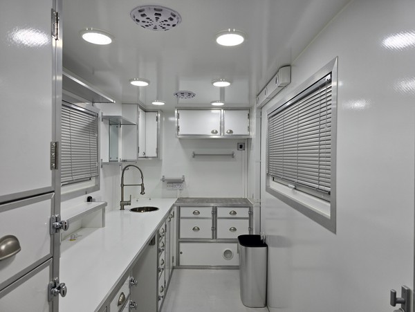 New 6m Dental Trailer