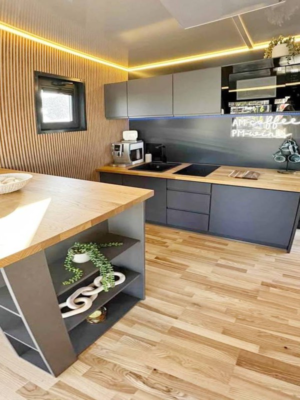 House boat kitchen