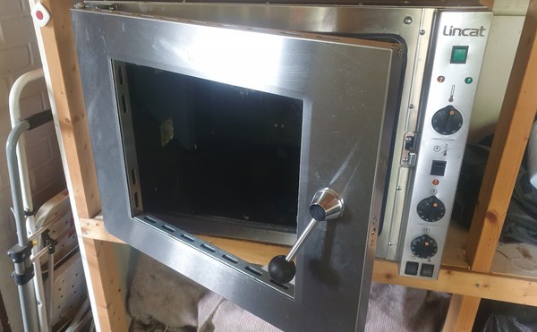 Secondhand Lincat ECO8 Oven