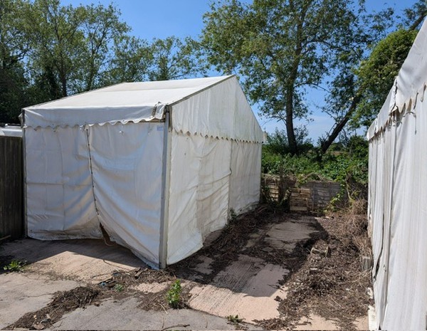 Used 2x Roder/Custom Cover Marquees