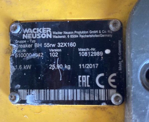 Used Wacker With Stake Driver