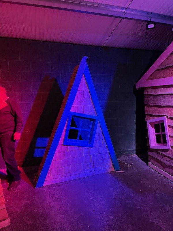 Christmas Elf House 5