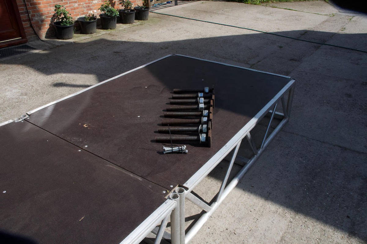 Curlew - New and Used Marquees | Portable Stages | Aluminium Stage (3 ...