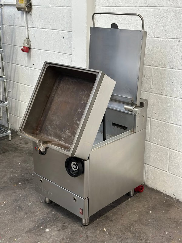 Commercial Bratt Pan