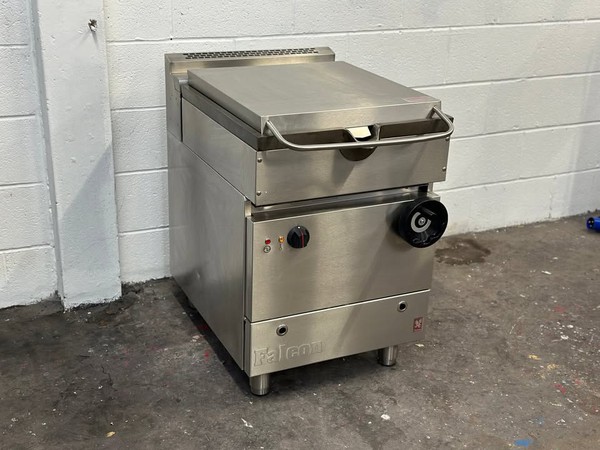 Falcon Electric Bratt Pan