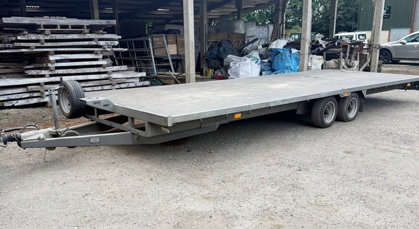 Bateson Flatbed trailer Trailer size 7m bed x 2.4m