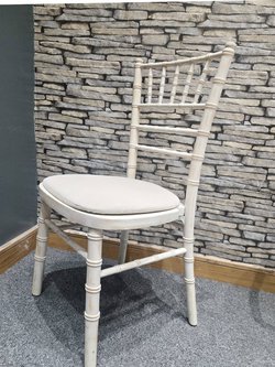 Limewash Chiavari Chairs With Ivory Pad