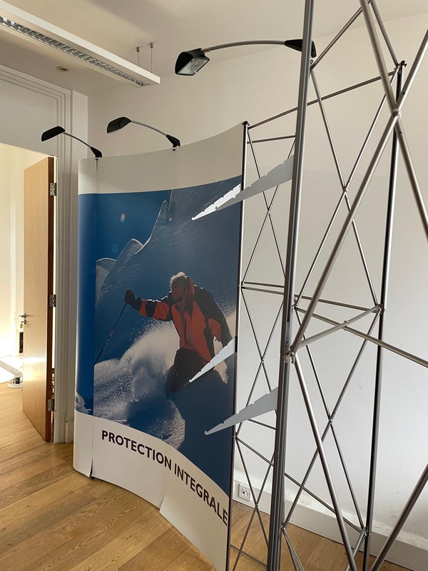 Popup display panel with lighting